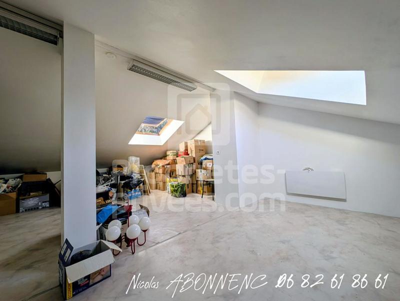 Maison - 166 m² - 6 pièces