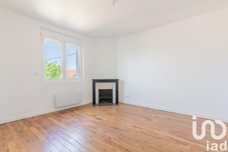 Maison - 216 m² - 7 pièces