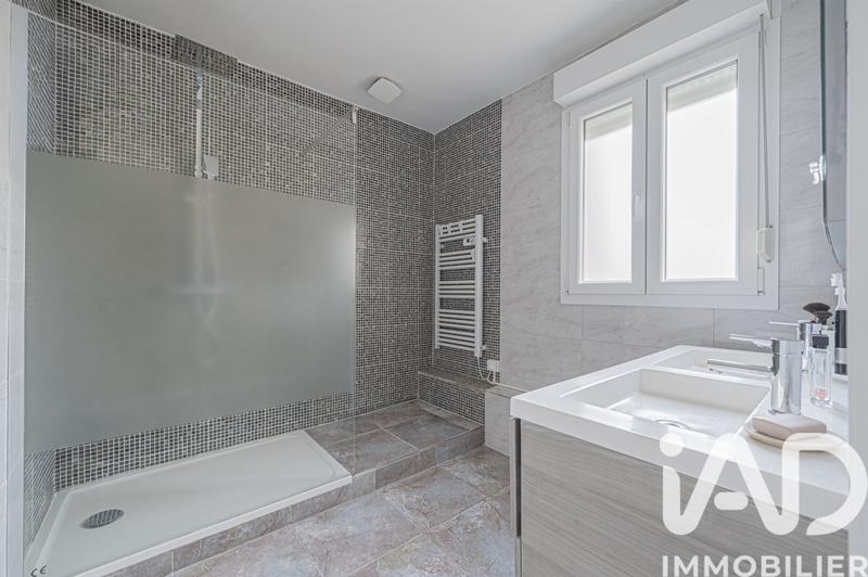 Maison - 107 m² - 4 pièces