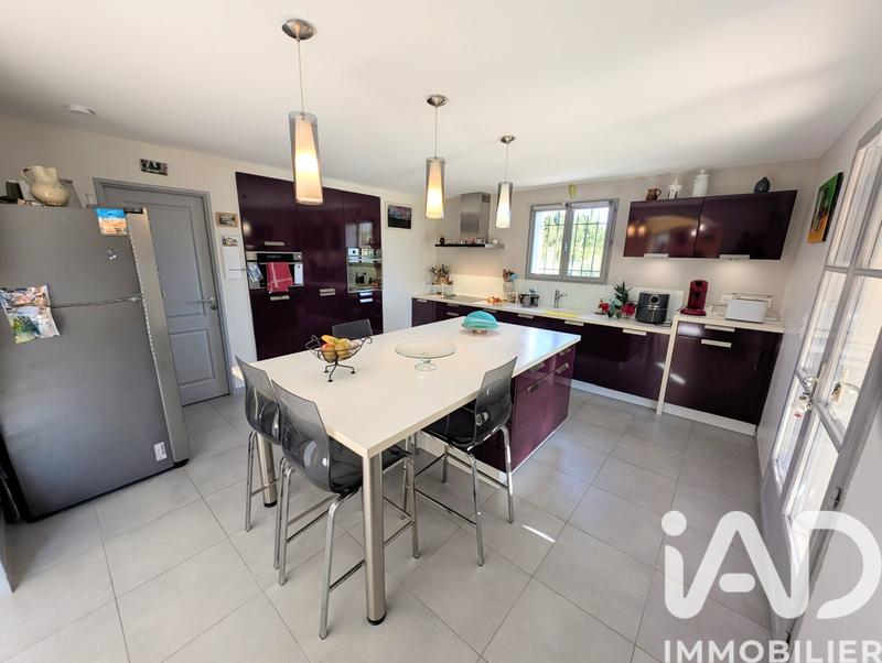 Maison - 136 m² - 4 pièces