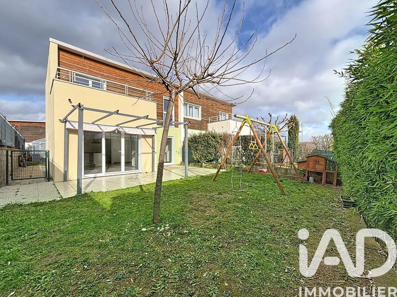 Maison - 98 m² - 4 pièces