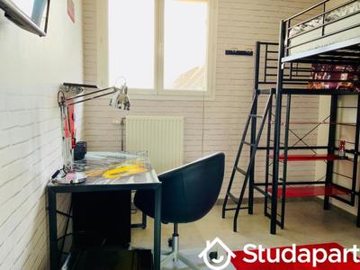 Chambre - 12 m² - 1 pièce