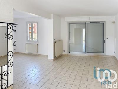 Appartement - 75 m² - 3 pièces
