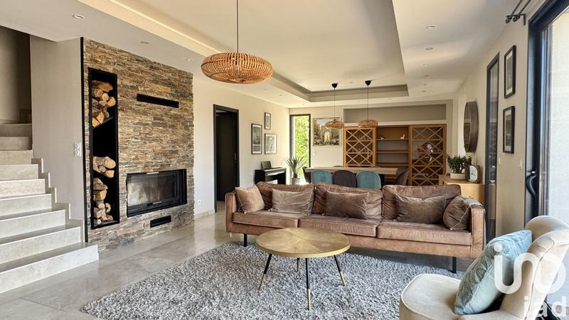 Maison de maîtres - 214 m² - 8 pièces