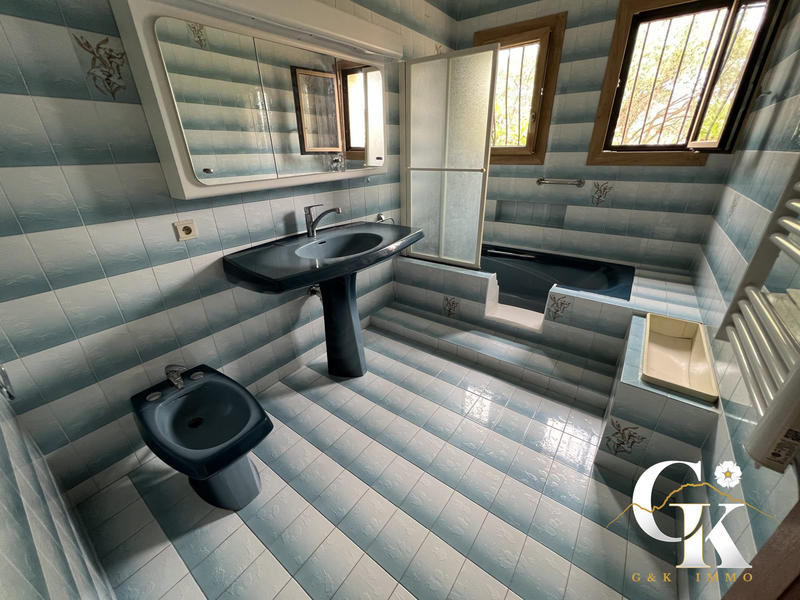 Maison - 108 m² - 4 pièces