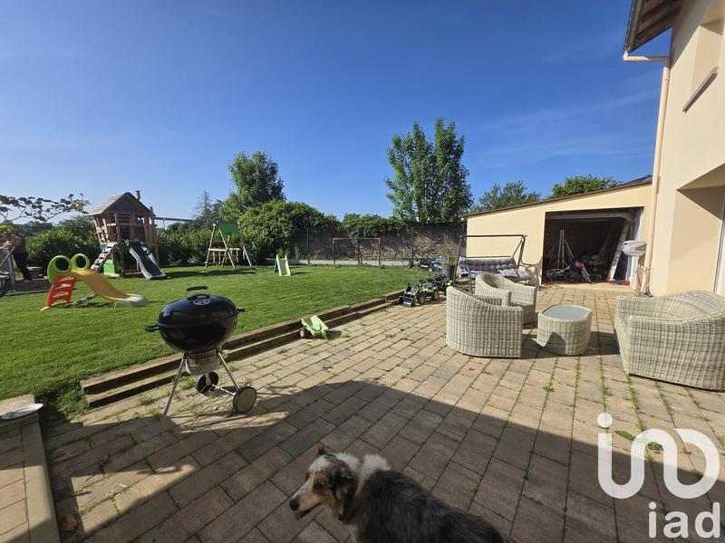 Maison - 359 m² - 8 pièces