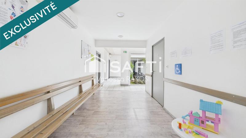 Local commercial - 333 m² - 12 pièces