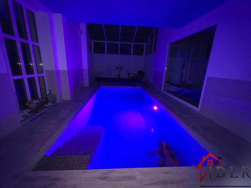 Corps de ferme - 380 m² - 7 pièces