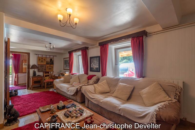 Maison en pierre - 172 m² - 8 pièces