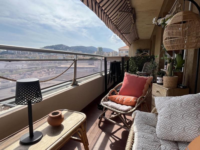 Appartement - 90 m² - 4 pièces