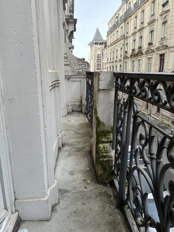 Appartement - 128 m² - 5 pièces