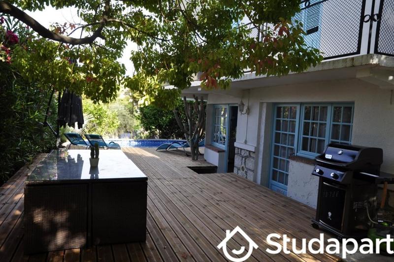 Villa - 150 m² - 6 pièces