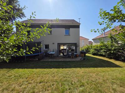 Maison - 139 m² - 7 pièces