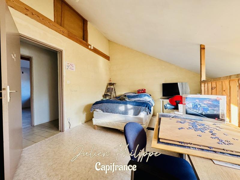 Maison - 500 m² - 12 pièces