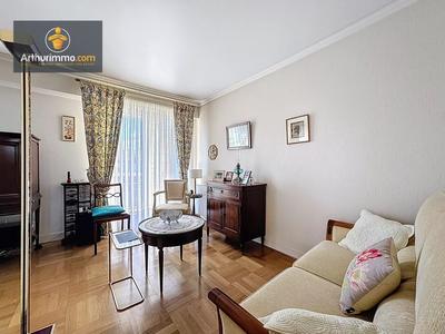 Appartement - 81 m² - 4 pièces