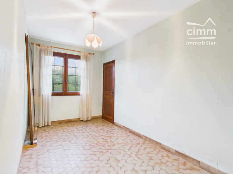 Maison - 174 m² - 6 pièces