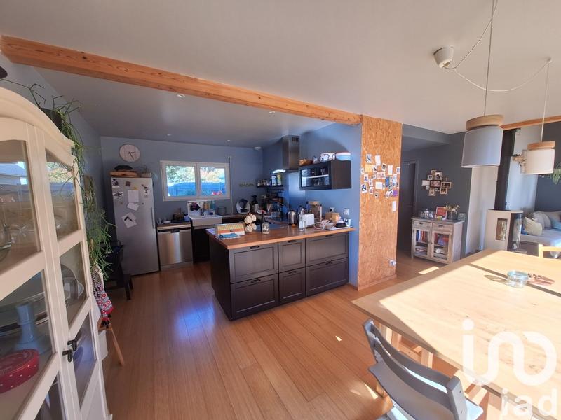 Maison - 98 m² - 4 pièces