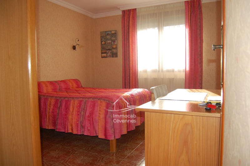 Villa - 168 m² - 6 pièces