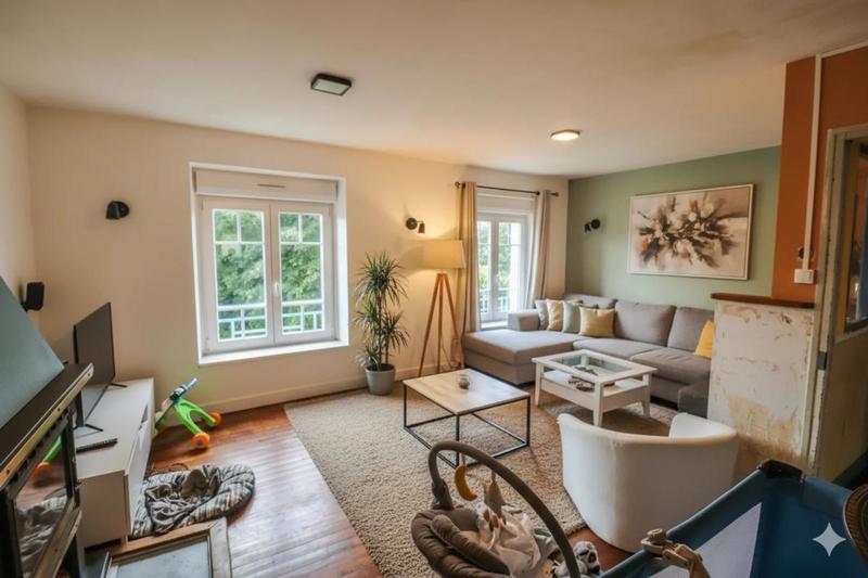 Maison - 121 m² - 6 pièces