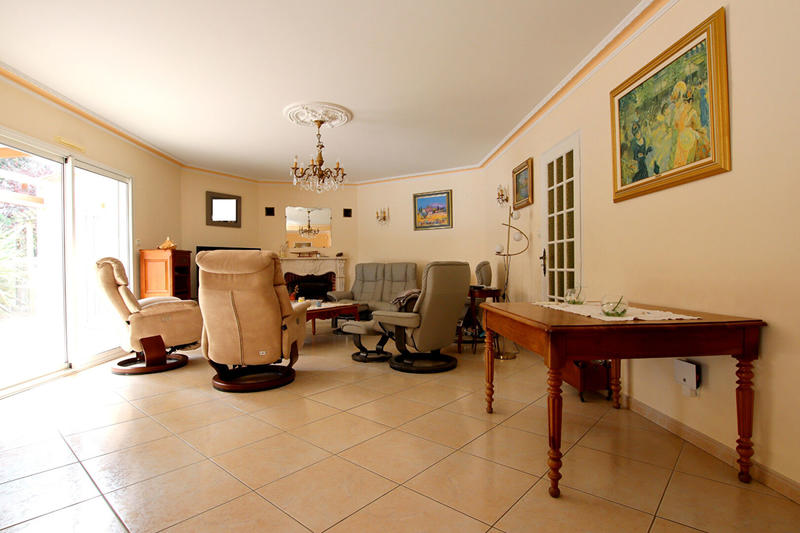 Maison - 192 m² - 7 pièces