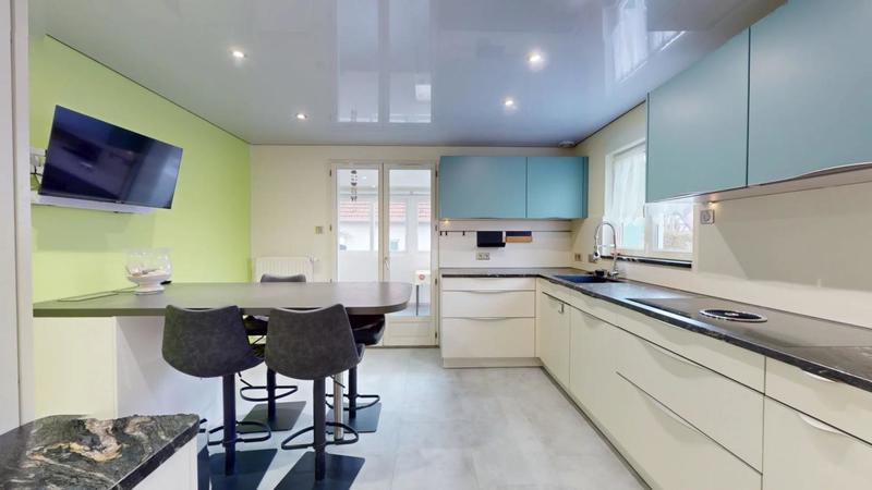 Maison - 110 m² - 6 pièces