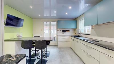 Maison - 110 m² - 6 pièces