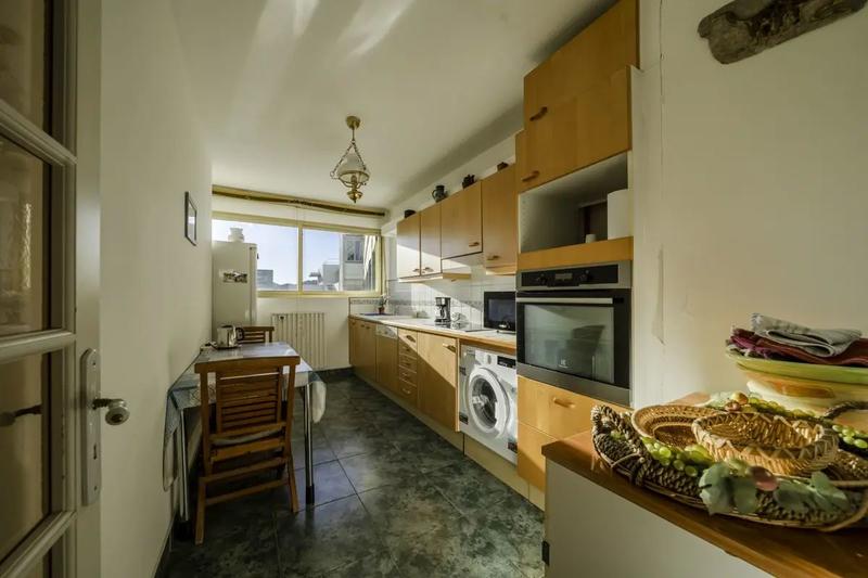 Appartement - 95 m² - 4 pièces