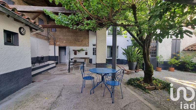 Maison - 363 m² - 10 pièces