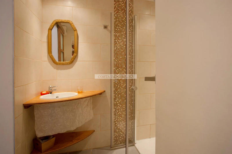 Villa - 190 m² - 7 pièces