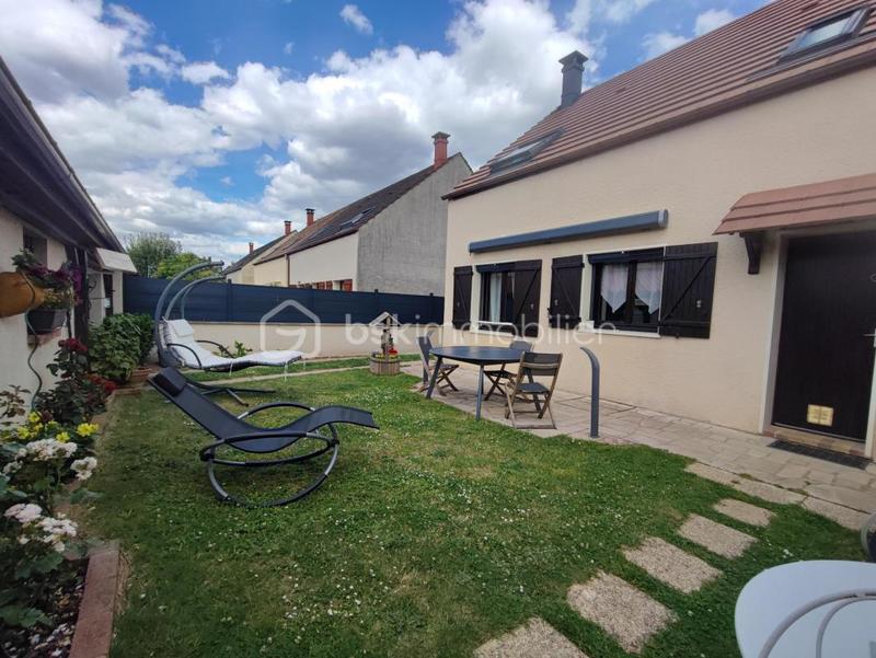 Maison - 140 m² - 5 pièces