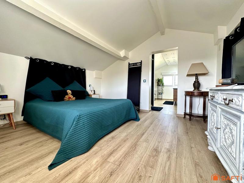 Maison - 160 m² - 5 pièces