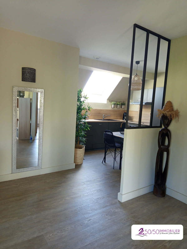 Maison contemporaine - 90 m² - 7 pièces