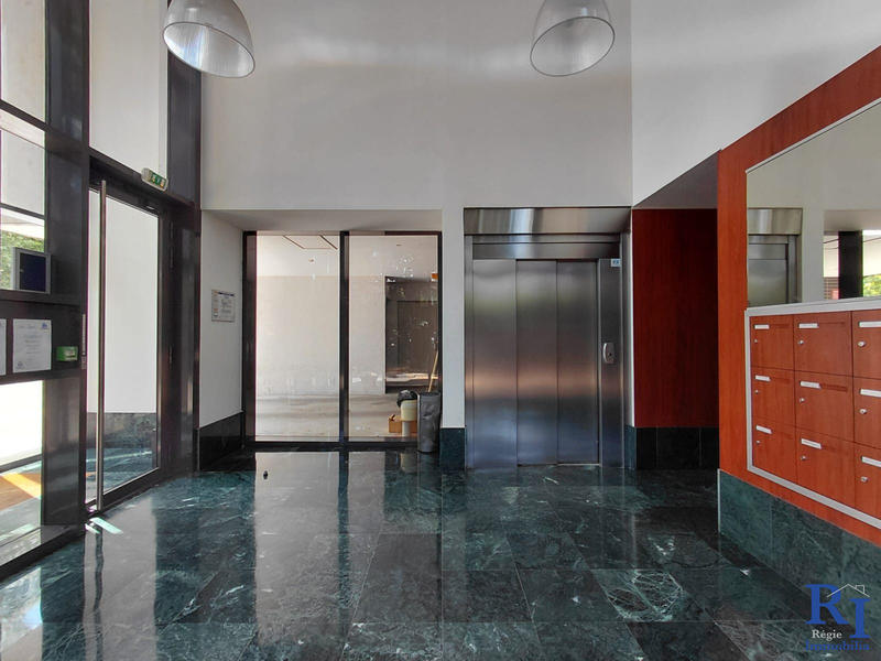 Appartement - 49 m² - 2 pièces