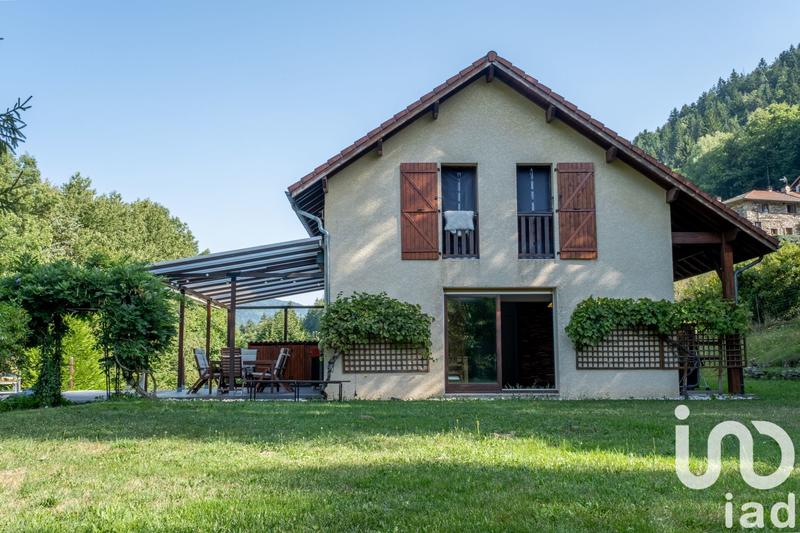 Maison - 176 m² - 7 pièces