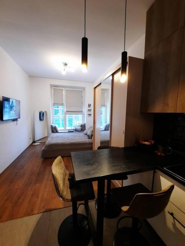 Studio - 19 m² - 1 pièce