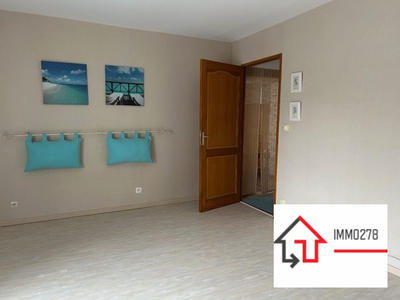 Maison - 232 m² - 7 pièces