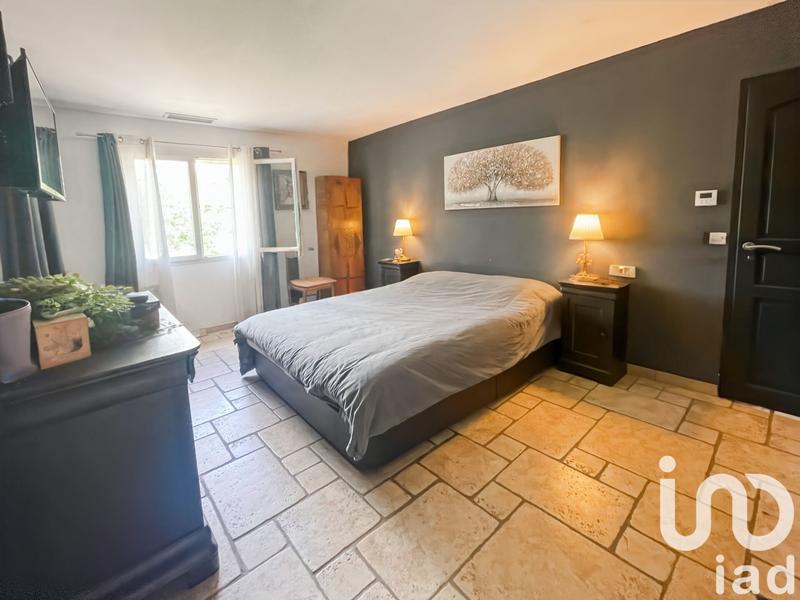 Maison - 227 m² - 7 pièces