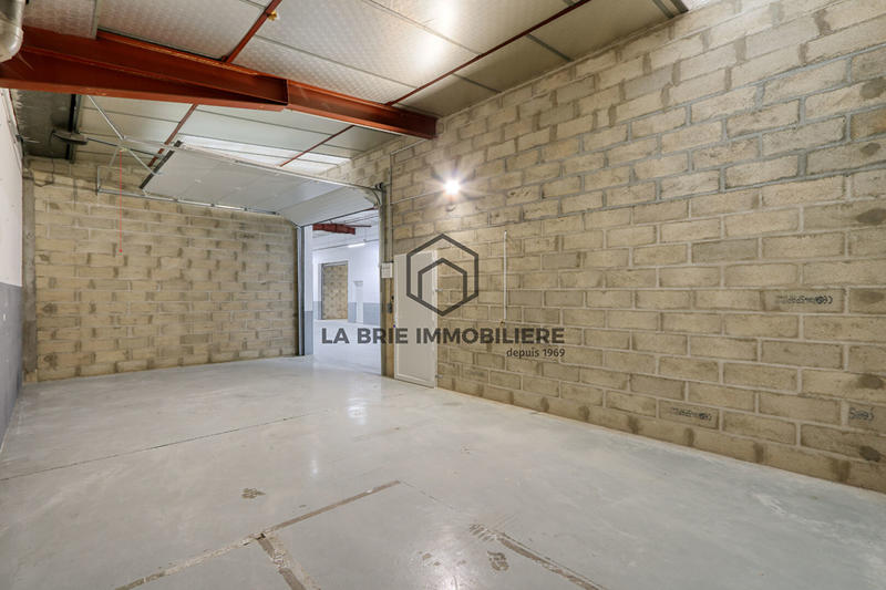 Local d'activité / Entrepôt - 42 m² - 1 pièce