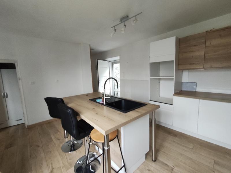 Maison - 84 m² - 4 pièces