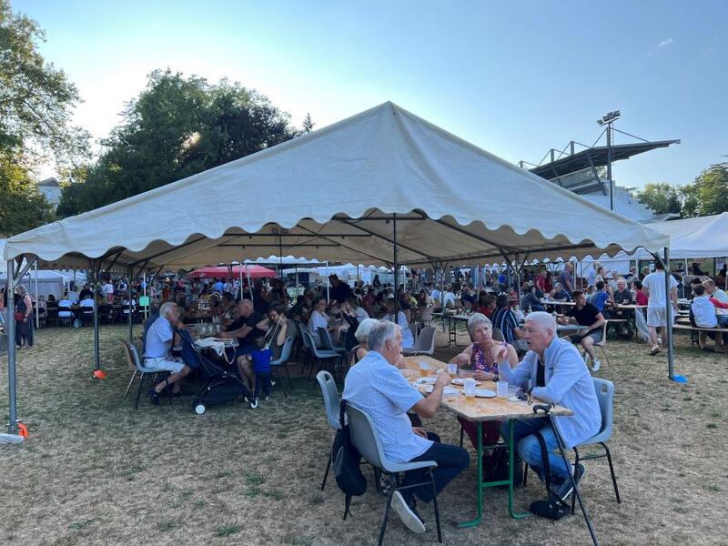 Marché gourmand : vin, gastronomie, artisanat