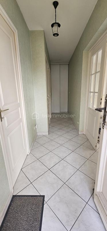 Demeure - 241 m² - 8 pièces