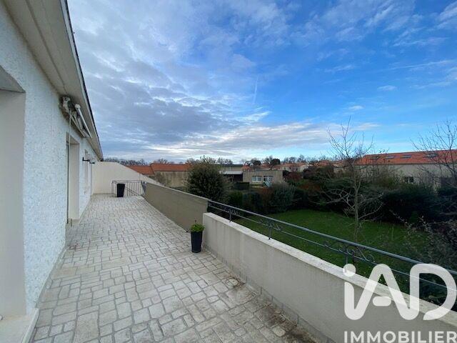 Maison de ville - 215 m² - 8 pièces