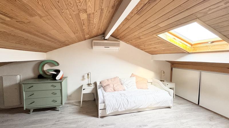 Maison - 138 m² - 5 pièces