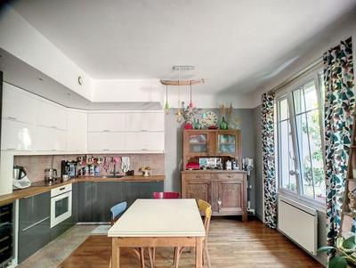 Appartement - 88 m² - 4 pièces