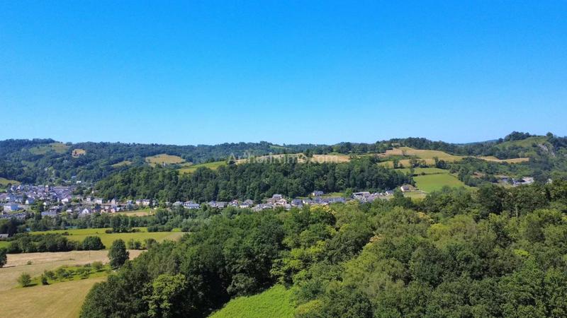 Maison - 326 m² - 15 pièces