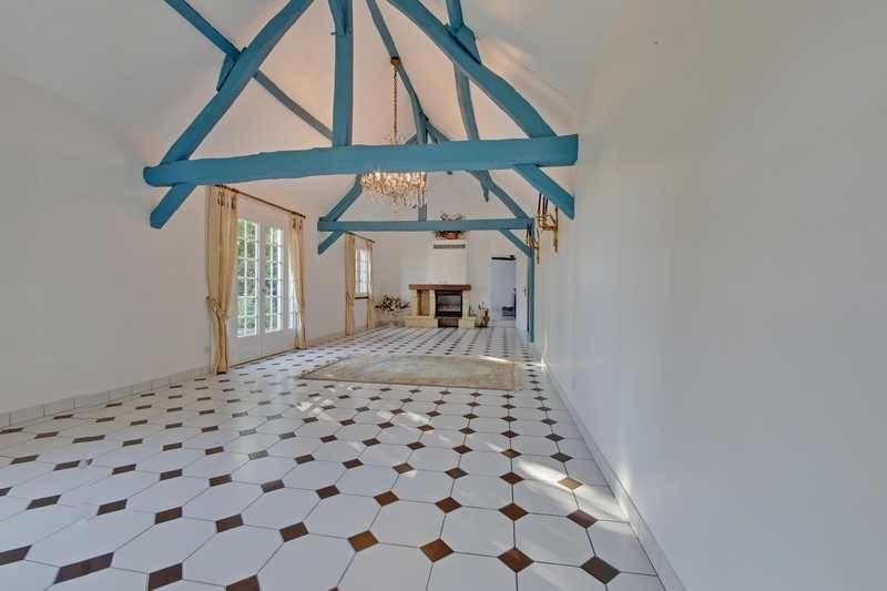 Maison - 205 m² - 10 pièces