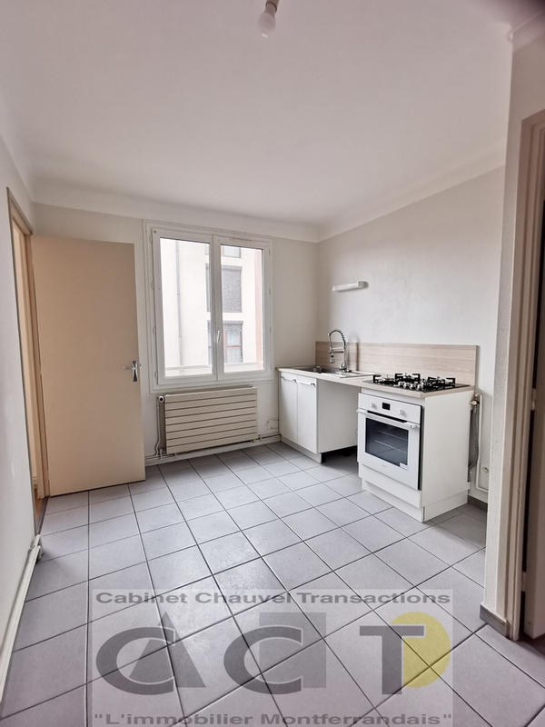 Appartement - 102 m² - 5 pièces