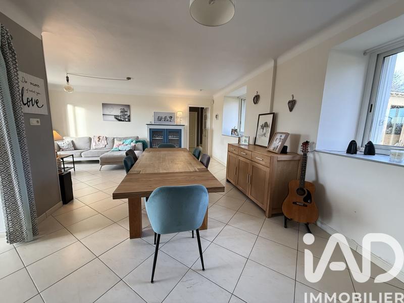 Maison - 205 m² - 8 pièces