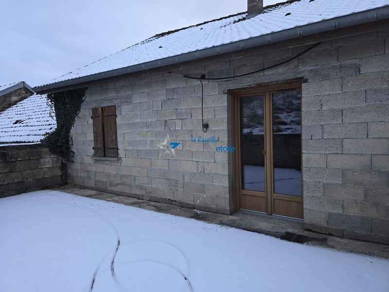 Maison - 99 m² - 5 pièces