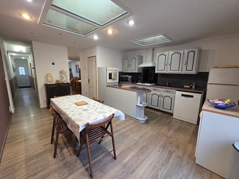 Maison - 103 m² - 5 pièces